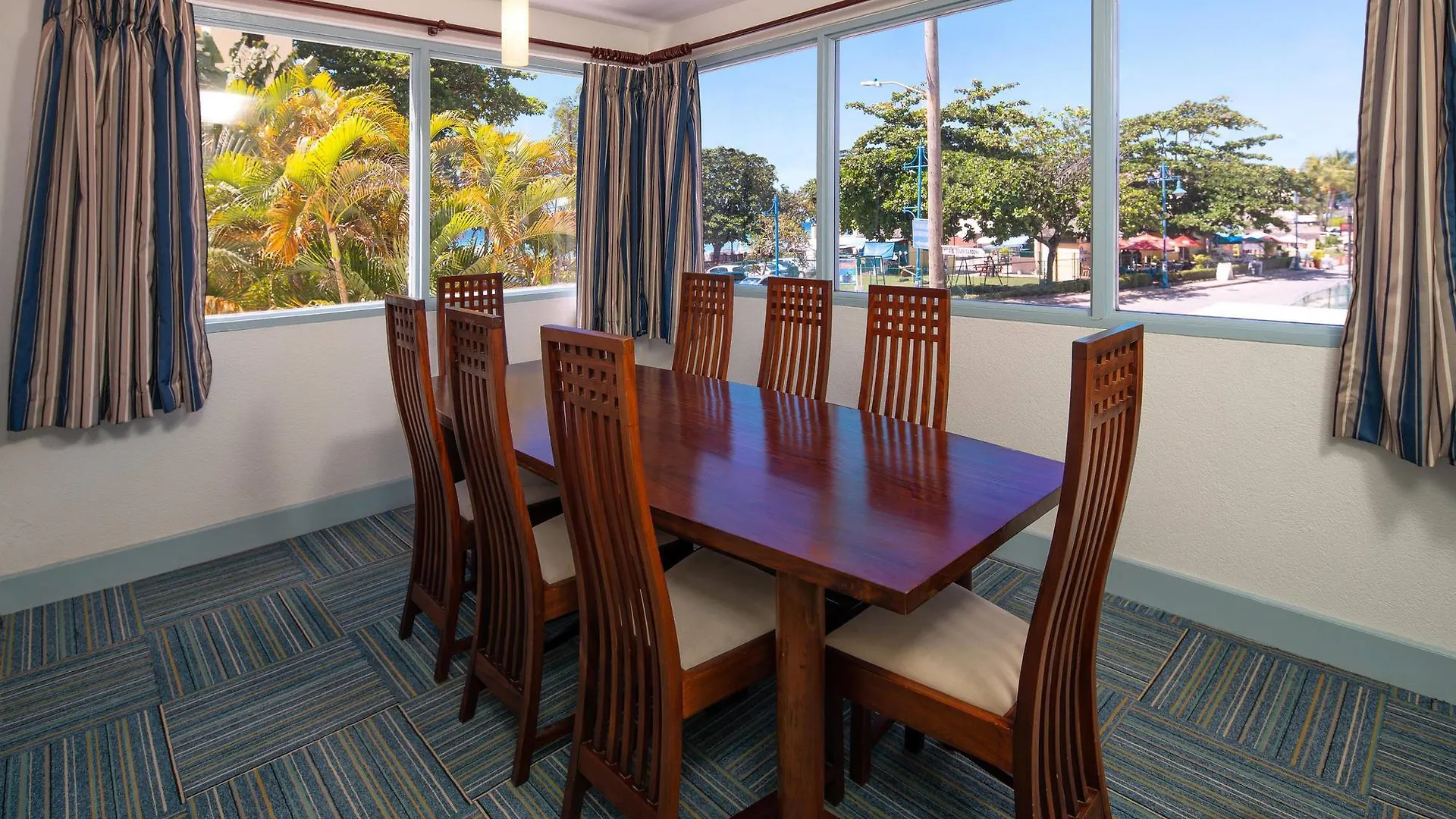 Time Out Hotel Christ Church 3*,  Barbados
